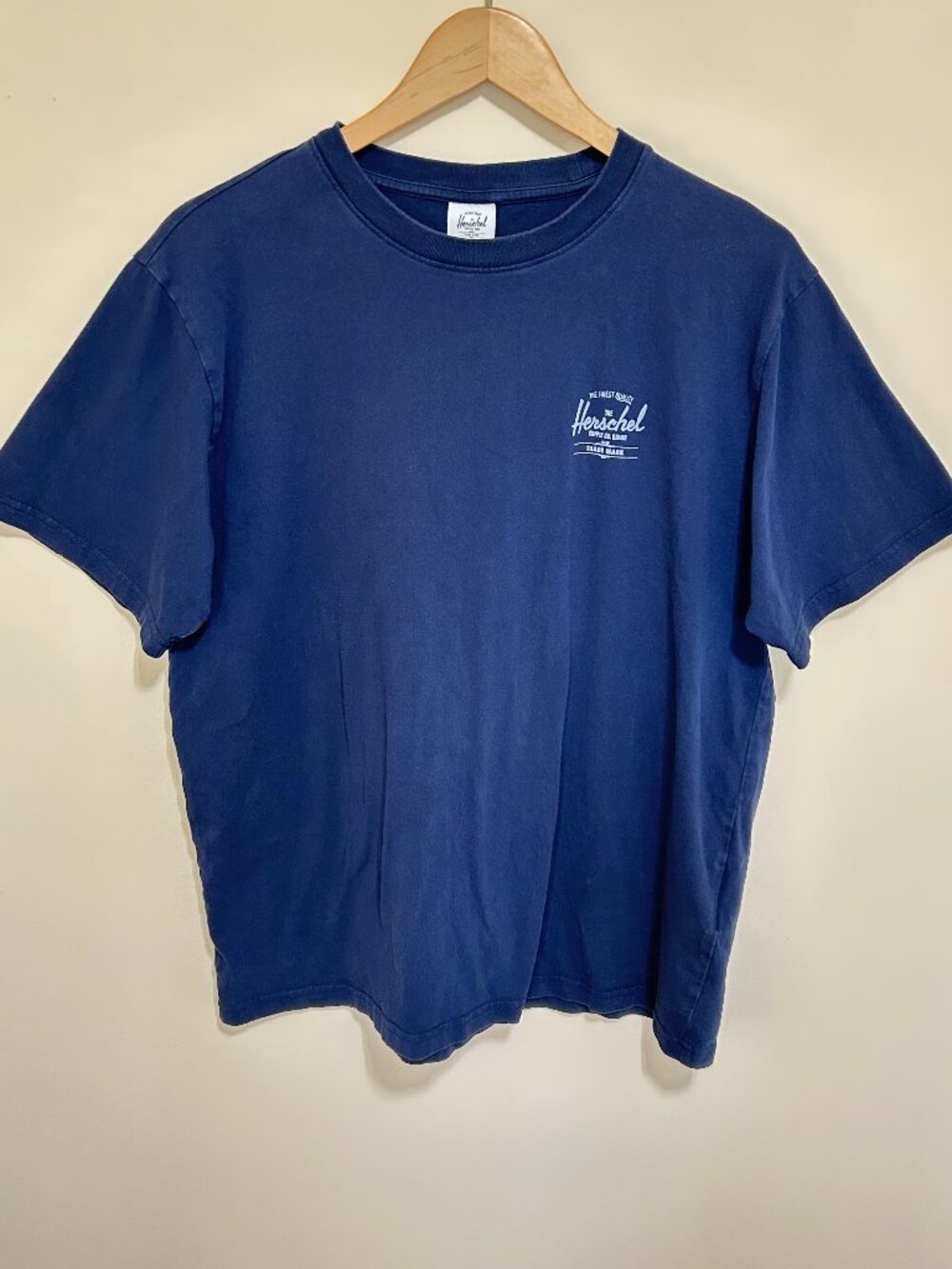 Herschel Supply Co. Basic Short Sleeve Tee Navy Blue Size L